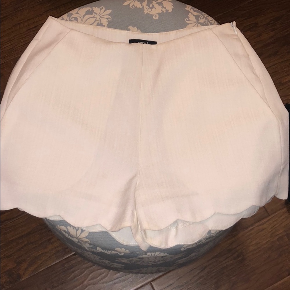 Scalloped dress shorts